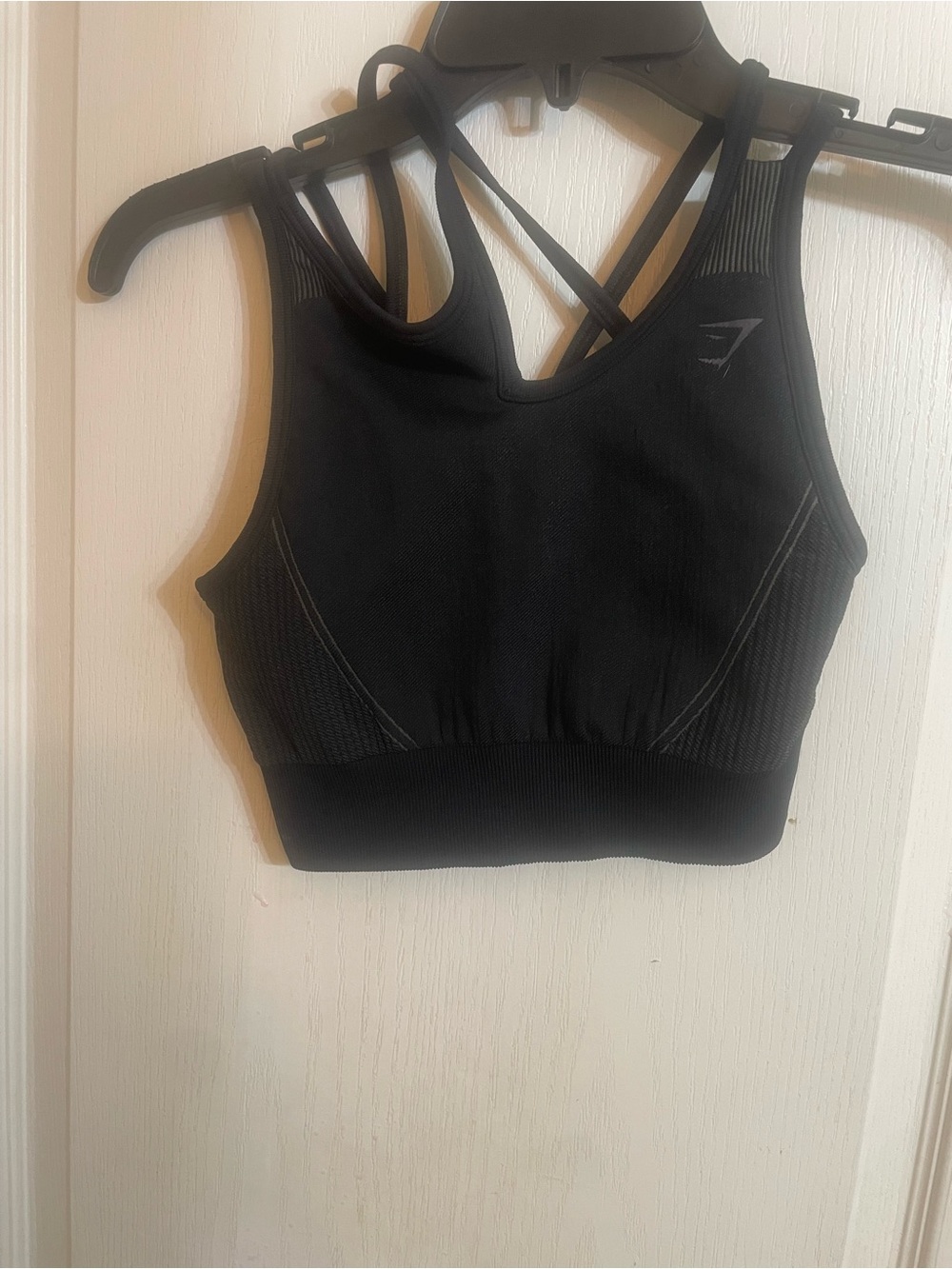 Gymshark Black Seamless Cross-Back Sports Bra